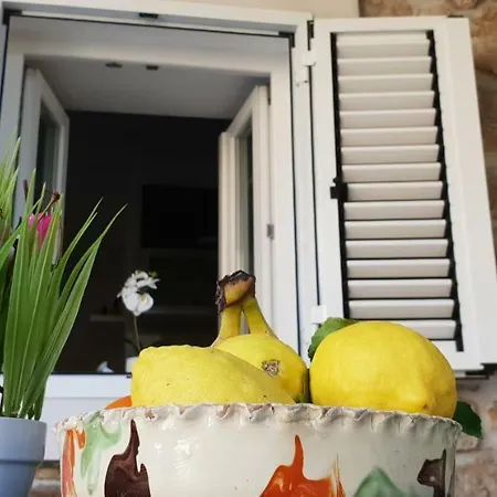 Studio Apartment Klaric Vis Kültér fotó